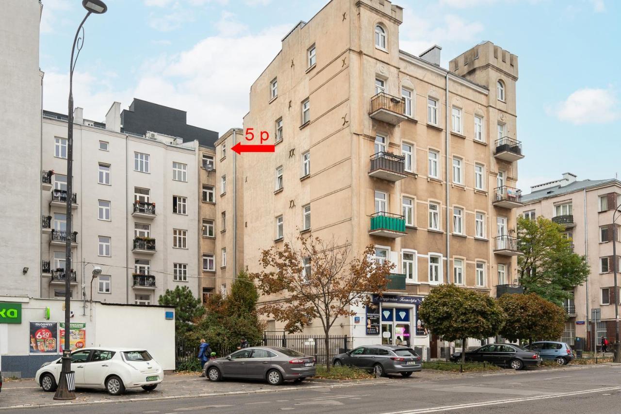 Butas New City Break Stara Praga Koneser Zabkowska Metro Netflix *